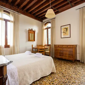 Apartamento San Trovaso, Venecia