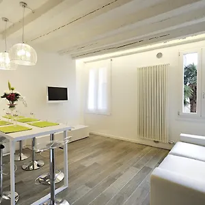 https://cannaregio-apartments-faville.hotelslidodijesolo.com